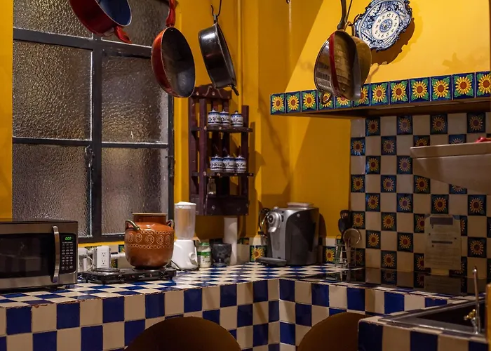 Casa PepeAirport Hotel